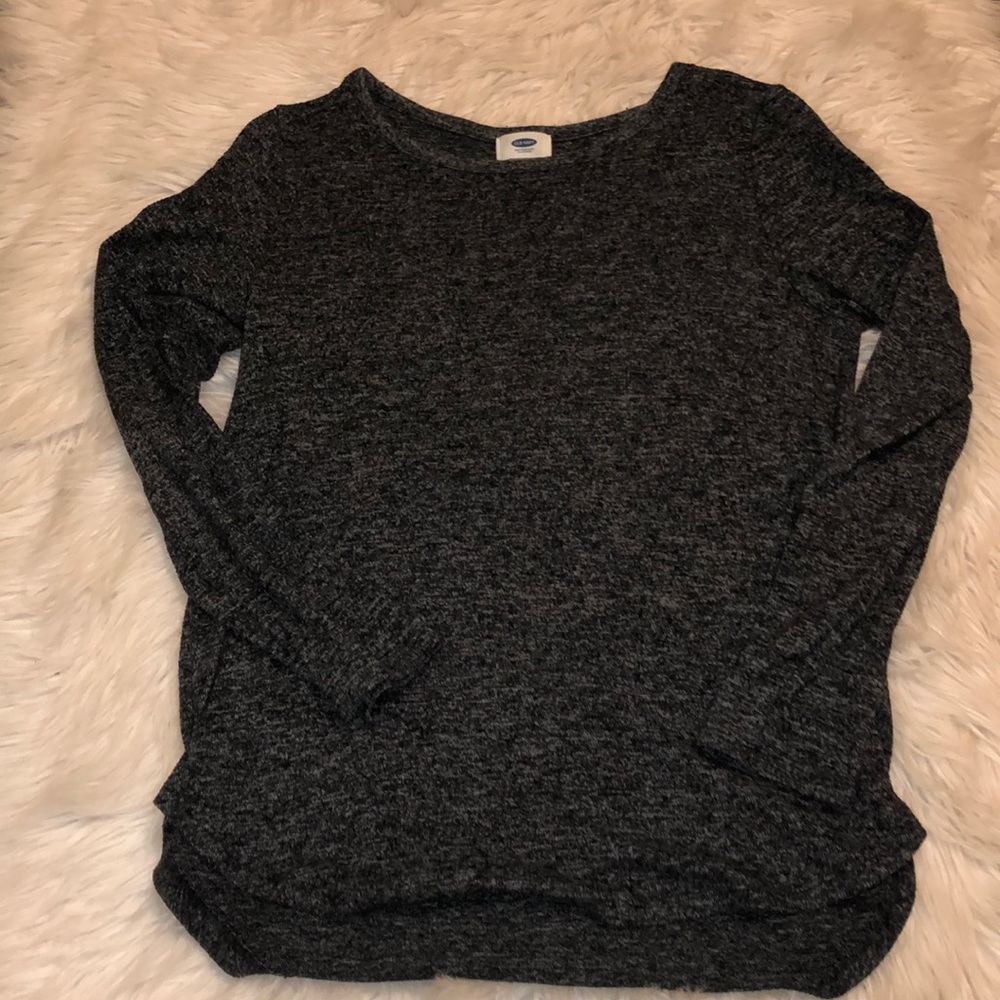 Long sleeve black tee